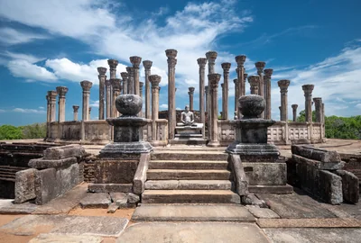 Medirigiriya_2